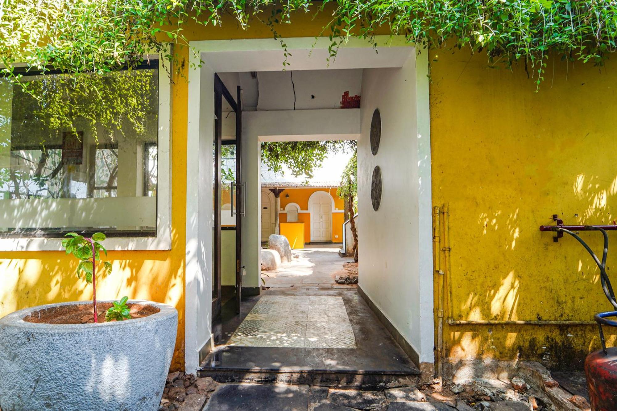Fabexpress Le Aham Boutique - Auroville Beach - 600M ポンディシェリ エクステリア 写真